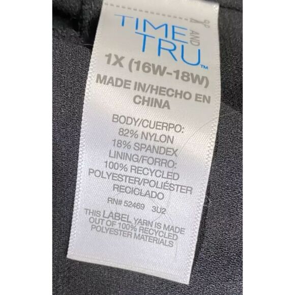 NWT Time and Tru Woman's Key Hole Swim Top Boning Support Size 1X  (16W/18W) - Picture 7 of 12